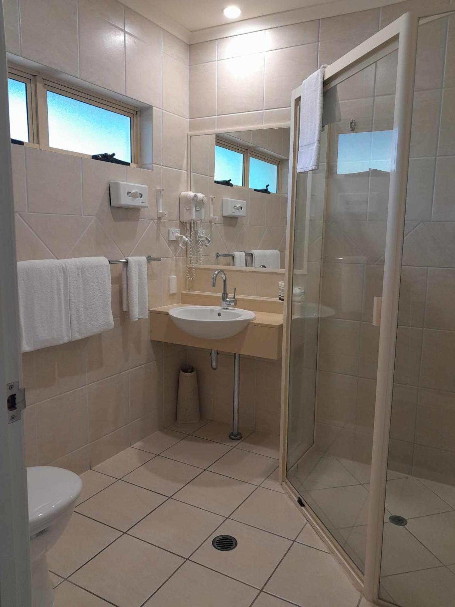 Red Bridge Motor Inn Woombye Екстериор снимка