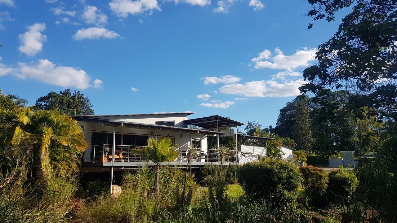 Red Bridge Motor Inn Woombye Екстериор снимка